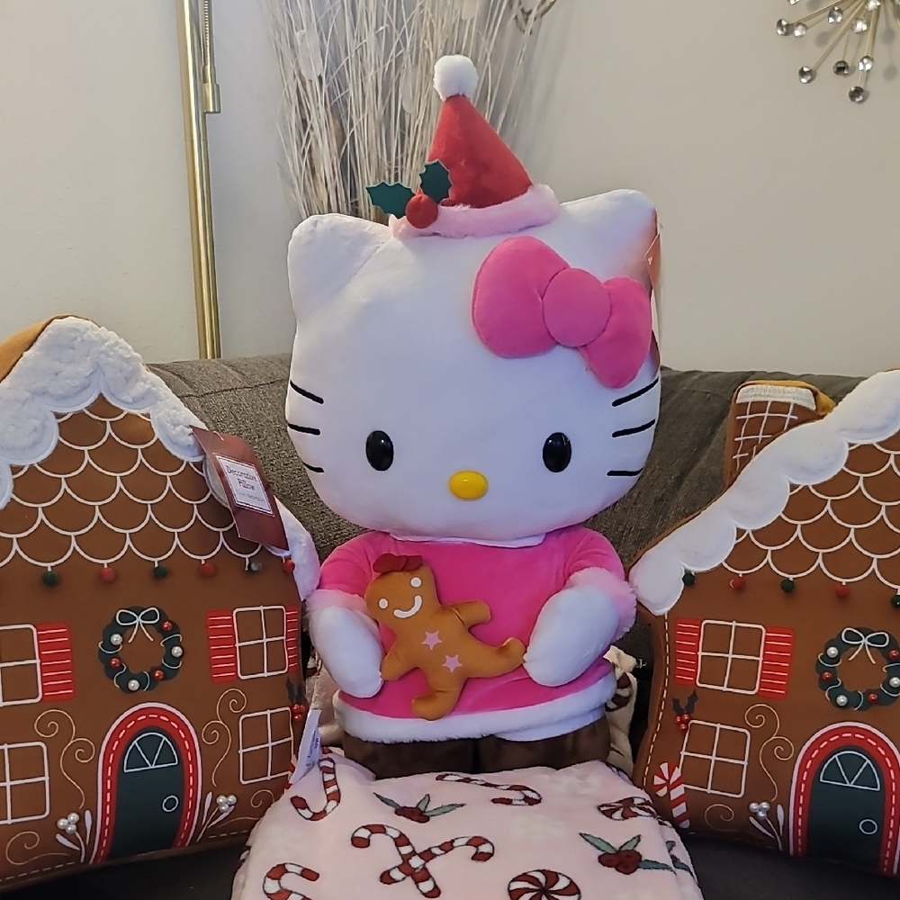 💕Santa Hat Pink Bow Hello Kitty Holiday Plush Greeter Holding Gingerbread💕🎅